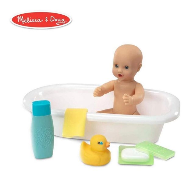 Melissa & Doug Mine to Love Changing & Bathtime Play Set